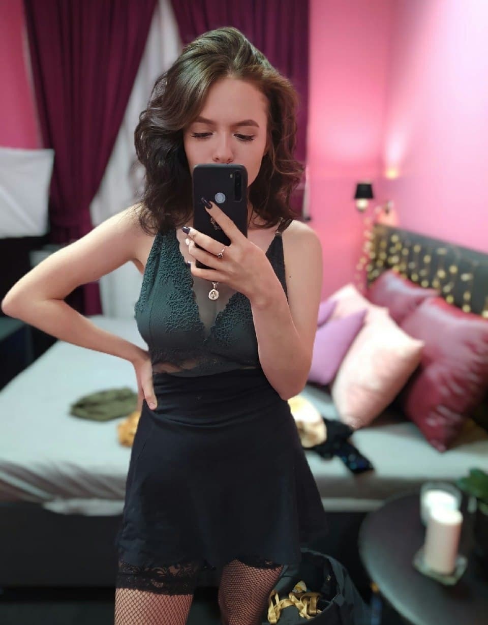 Проститутка СПб Жанна +7(981)136-33-84