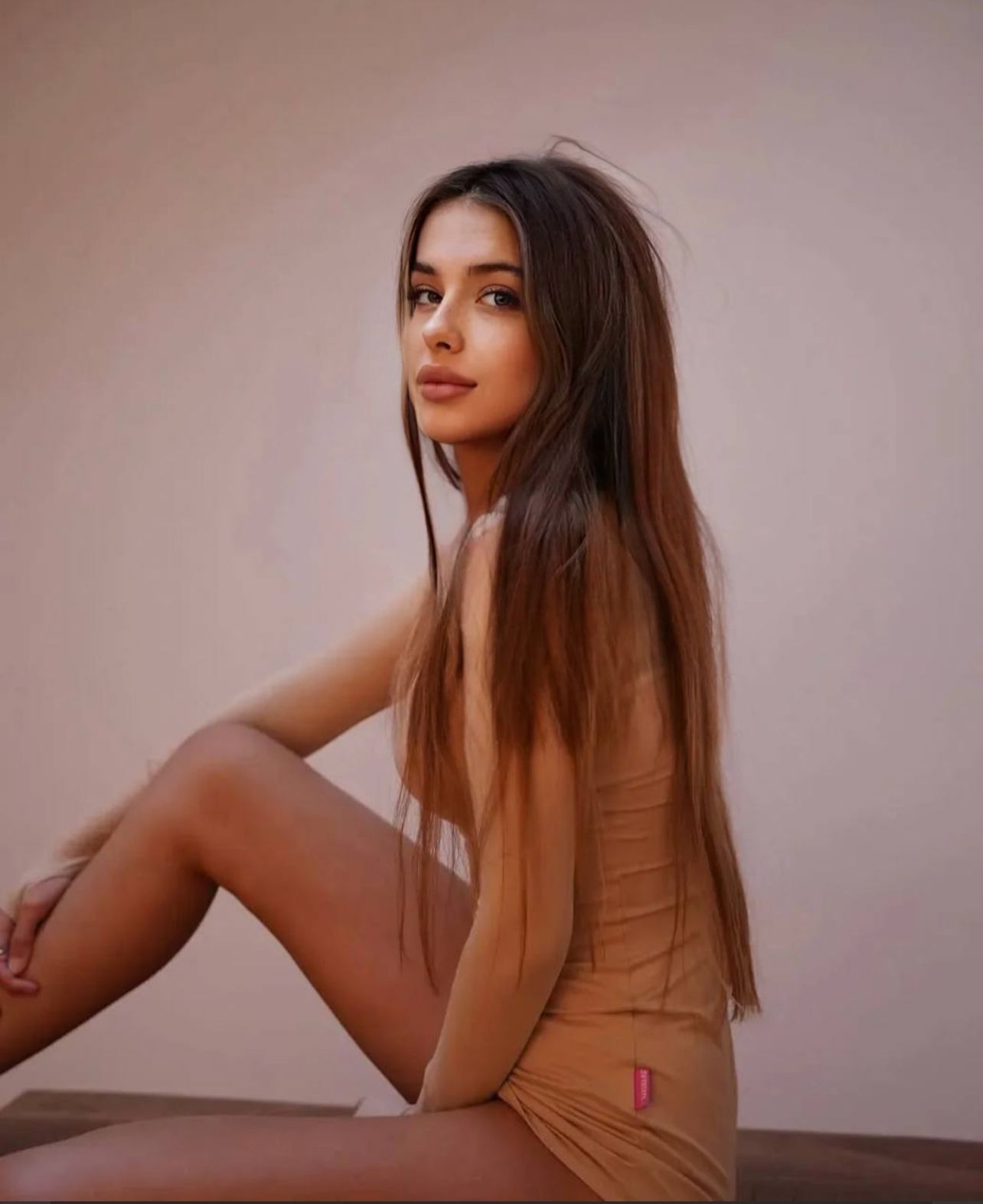 Надя проститутка интим салон Санкт-Петербурга у метро Спортивная шлюхи салоны